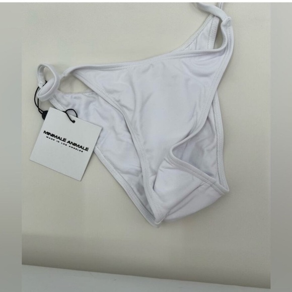 Revolve‎ Minimale Animale White Bottom Size L - Picture 2 of 3